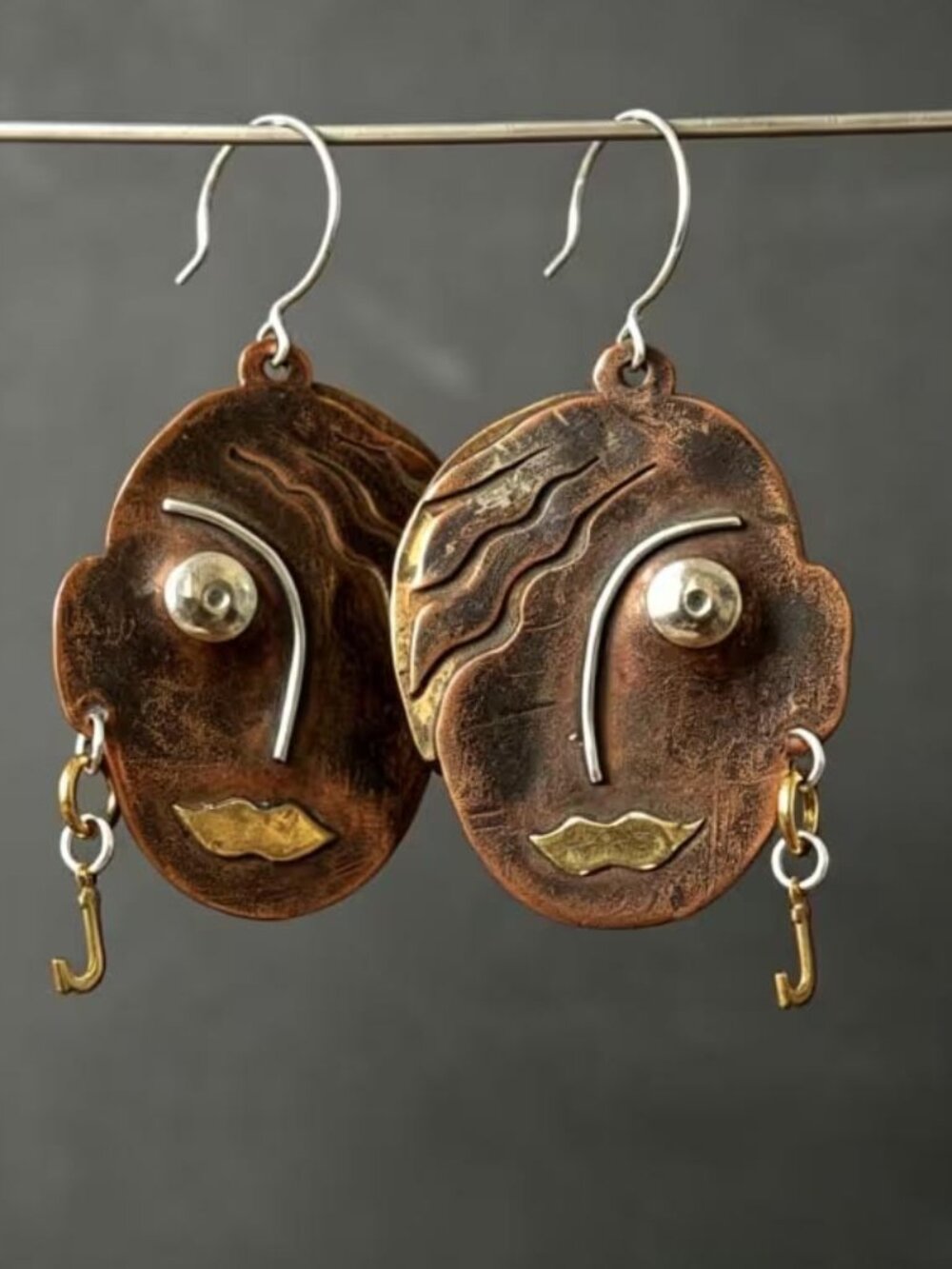 TRIBAL ETHNIC AFRICAN COPPER MASK W/ BRASS EMBELLISHMENTS EARRINGS N